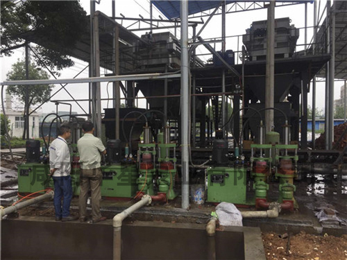 打樁污泥行業(yè)咸陽柱塞泵客戶使用現(xiàn)場2 打樁污泥行業(yè)咸陽柱塞泵客戶使用現(xiàn)場2